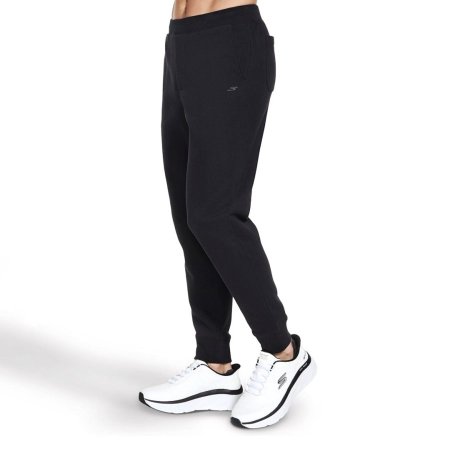 Skechers Max Soft Fleece Jogger <br> <span class='text-color-warm'>سيتوفر قريباً</span>